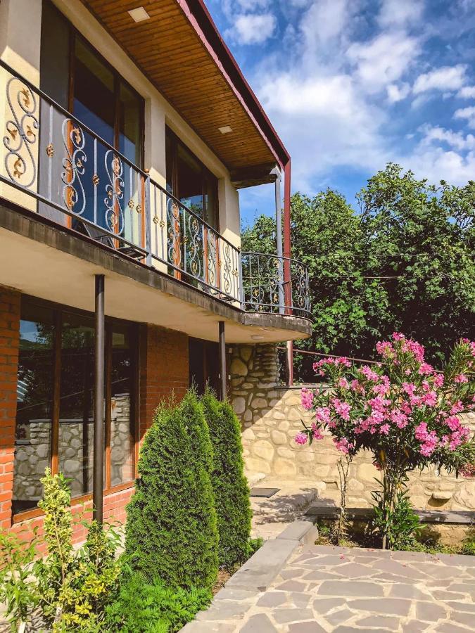 Philia'S Guest House Sighnaghi Bagian luar foto