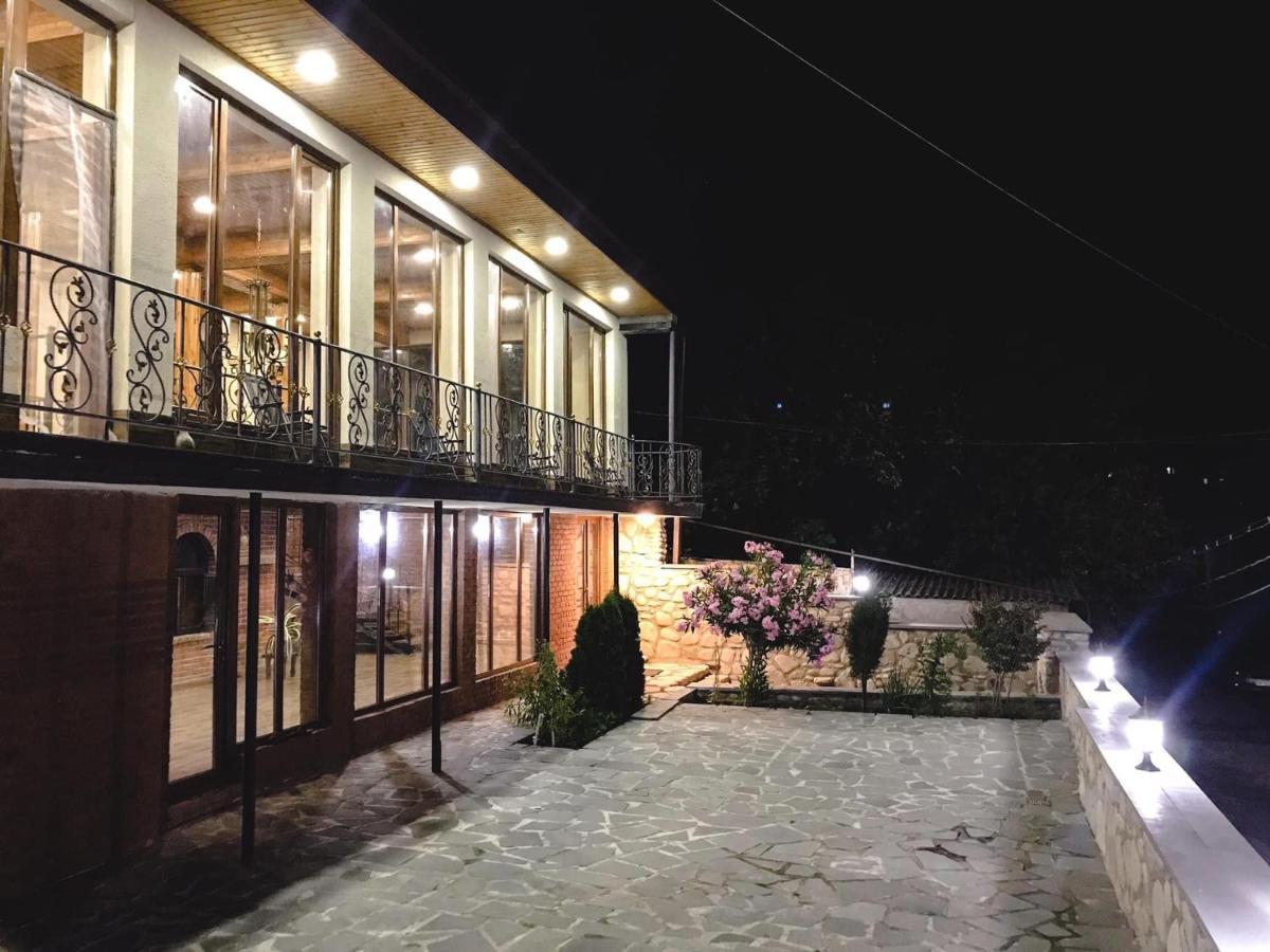 Philia'S Guest House Sighnaghi Bagian luar foto