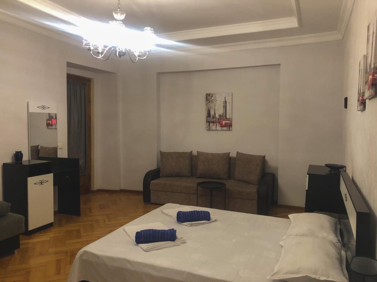 Philia'S Guest House Sighnaghi Bagian luar foto