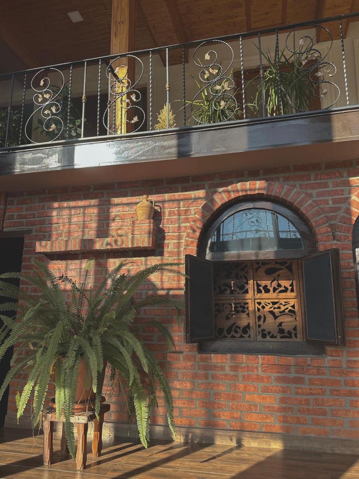 Philia'S Guest House Sighnaghi Bagian luar foto